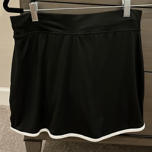 Black SofiBella pickleball/tennis skort. - Picture 2 of 5